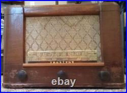 Vintage 1946-1947 TRUETONE Tube Radio Model D2634 Works