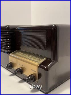 Vintage 1946 Brewster 9-1084 Bakelite Tube Radio Untested