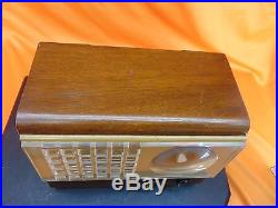 Vintage 1946 EMERSON 504 Dial 180° Wood Cabinet TUBE RADIO