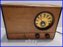 Vintage 1946 Emerson AM Tube Radio Model 539 Works Read