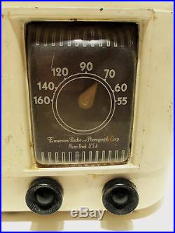 Vintage 1946 Emerson Model 522 Vintage Art Deco Bakelite Tube Radio w Plug