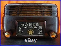 Vintage 1946 GENERAL ELECTRIC 200 MARBLED Bakelite TUBE RADIO IMPOSSIBLE FIND