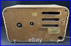 Vintage 1946 Hoffman Model A-200M Table Tube Radio