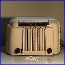 Vintage 1946 Ivory Bendix Tube Radio Model 526-b