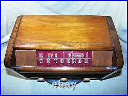 Vintage 1946 RCA 56X5 Vacuum Tube Radio AM & SW w Wooden Case Working VG Cond