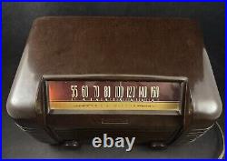 Vintage 1946 RCA Victor 65X1 Table Tube Radio