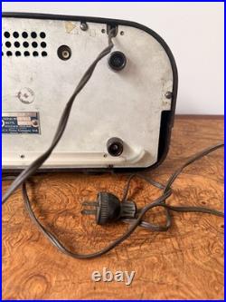 Vintage 1946 RCA Victor Master Tube Radio Bakelite AM Shortwave Made in Canada