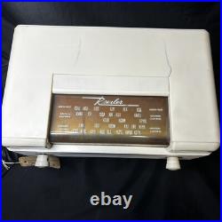 Vintage 1946 Remler Scottie AM 5 Tube Radio Ivory Plaskon Excellent, Works