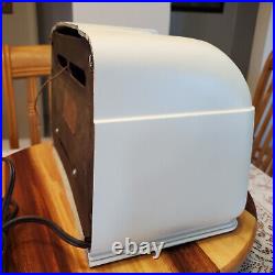 Vintage 1946 Sonora RZU-222 Radio Looks and Plays Terrific