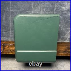 Vintage 1946 Truetone D2613 Green Bakelite Tube Radio Art Deco Parts/Repair