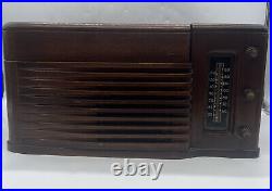 Vintage 1947 Philco Vacuum Tube Broadcast Radio Phonograph 48-1256 USA Made