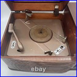 Vintage 1947 Philco Vacuum Tube Broadcast Radio Phonograph 48-1256 USA Made