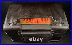 Vintage 1947 Setchell Carlson 427 Frog Eyes Bakelite Table Tube Radio