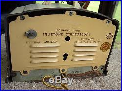 Vintage 1947 Truetone D2611 Excellent Working Tube Radio
