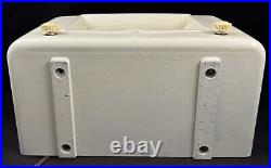 Vintage 1947 Wards Airline 64WG-1511 Bakelite Table Tube Radio Made in USA