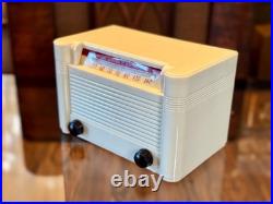 Vintage 1948 General Electric C122 Plaskon Radio Working! Antique Tube Radio