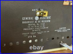Vintage 1948 General Electric C122 Plaskon Radio Working! Antique Tube Radio