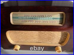 Vintage 1948 Philco Model 48-461 Tube Radio