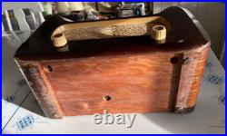Vintage 1948 Philco Model 48-461 Tube Radio