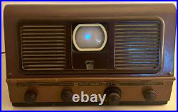 Vintage 1948 Pilot TV-37 Portable Tube Television Powers On, Untested