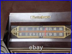 Vintage 1948 Westinghouse H204A Tube AM/FM Radio Mid-Century Bakelite Works