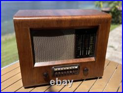 Vintage 1949 Bush Radio Type PB. 12 Exceptional Condition