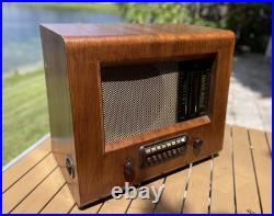 Vintage 1949 Bush Radio Type PB. 12 Exceptional Condition