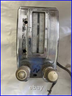 Vintage 1949 Chevy AM Tube Radio #986389. Complete