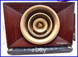 Vintage 1949 RCA Victor Golden Throat Radio Model 9 X 571