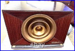 Vintage 1949 RCA Victor Golden Throat Radio Model 9 X 571