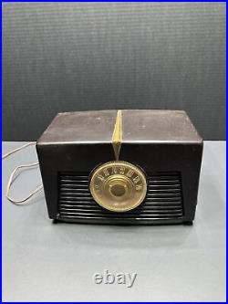 Vintage 1949 RCA Victor Model 8 X 541 BROWN Golden Bakelite TUBE AM Radio