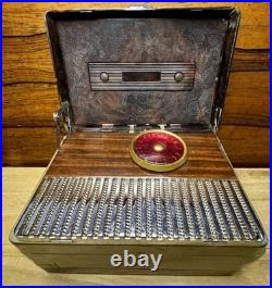 Vintage 1949 RCA Victor Pocket Tube Radio 8B42 Portable 8 B 42 UNTESTED