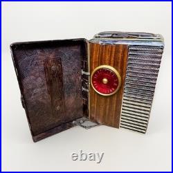 Vintage 1949 RCA Victor Pocket Tube Radio 8B42 Portable 8 B 42 UNTESTED