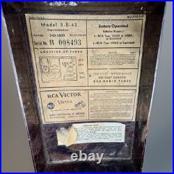 Vintage 1949 RCA Victor Pocket Tube Radio 8B42 Portable 8 B 42 UNTESTED