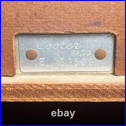 Vintage 1949 Real Deal Genuine AM Tube, Coca Cola Bakelite Cooler Radio Vintage 1949 Real Deal Genuine AM Tube, Coca Cola Bakelite Cooler Radio