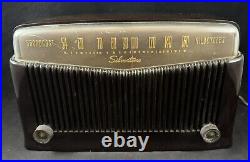 Vintage 1949 Sears & Roebuck Silvertone 9005 Darth Vader Table Tube Radio