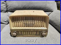 Vintage 1950 General Electric Brown Radio Model 136 Tested
