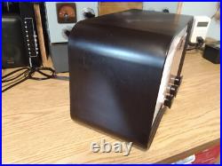 Vintage 1950 Murphy TA152 Tube Broadcast & Shortwave Radio