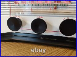 Vintage 1950 Murphy TA152 Tube Broadcast & Shortwave Radio