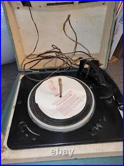 Vintage 1950 Stereophonic admiral 938 turntable record player with 45