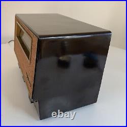 Vintage 1950 Working RCA VICTOR X-711 AM/FM/Phono 7-Tube Radio Brown Bakelite