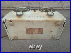 Vintage 1950's Crosley Dashboard Tube Clock Radio D-25WE Tested & Working