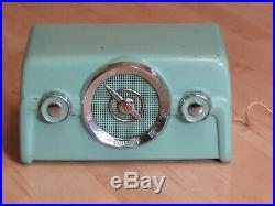 Vintage 1950's Crosley Model 10-139 Aqua Blue Chrome Tube Bakelite Radio Working