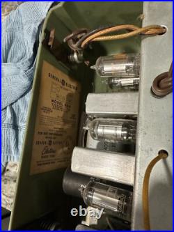 Vintage 1950's GENERAL ELECTRIC Model 604 Portable Tube Radio Rare Works Vintage 1950's GENERAL ELECTRIC Model 604 Portable Tube Radio Rare Works
