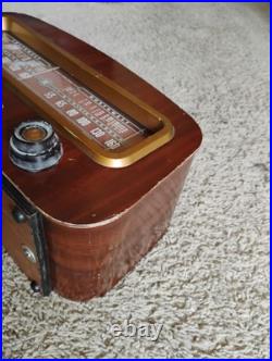 Vintage 1950's Packard Bell 602 Tube Radio (Recapped & Working) Vintage 1950's Packard Bell 602 Tube Radio (Recapped & Working)