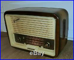 Vintage 1950's Telefunken Gavotte 7 Tube AM/FM Radio Midcentury Nice