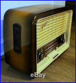 Vintage 1950's Telefunken Gavotte 7 Tube AM/FM Radio Midcentury Nice