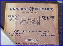 Vintage 1950s Art Deco General Electric Model 200 Bakelite Radio All Original