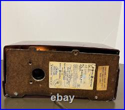 Vintage 1950s GE General Electric Model 400 Purple Bakelite Tube Radio MCM READ Vintage 1950s GE General Electric Model 400 Purple Bakelite Tube Radio MCM READ