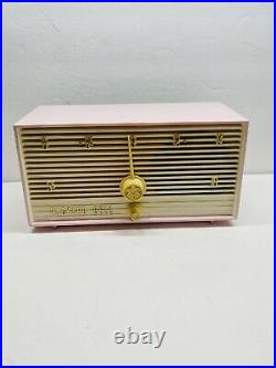 Vintage 1950s Pink Packard Bell AM Tube Radio Mid Century Modern Model 5R5 USA